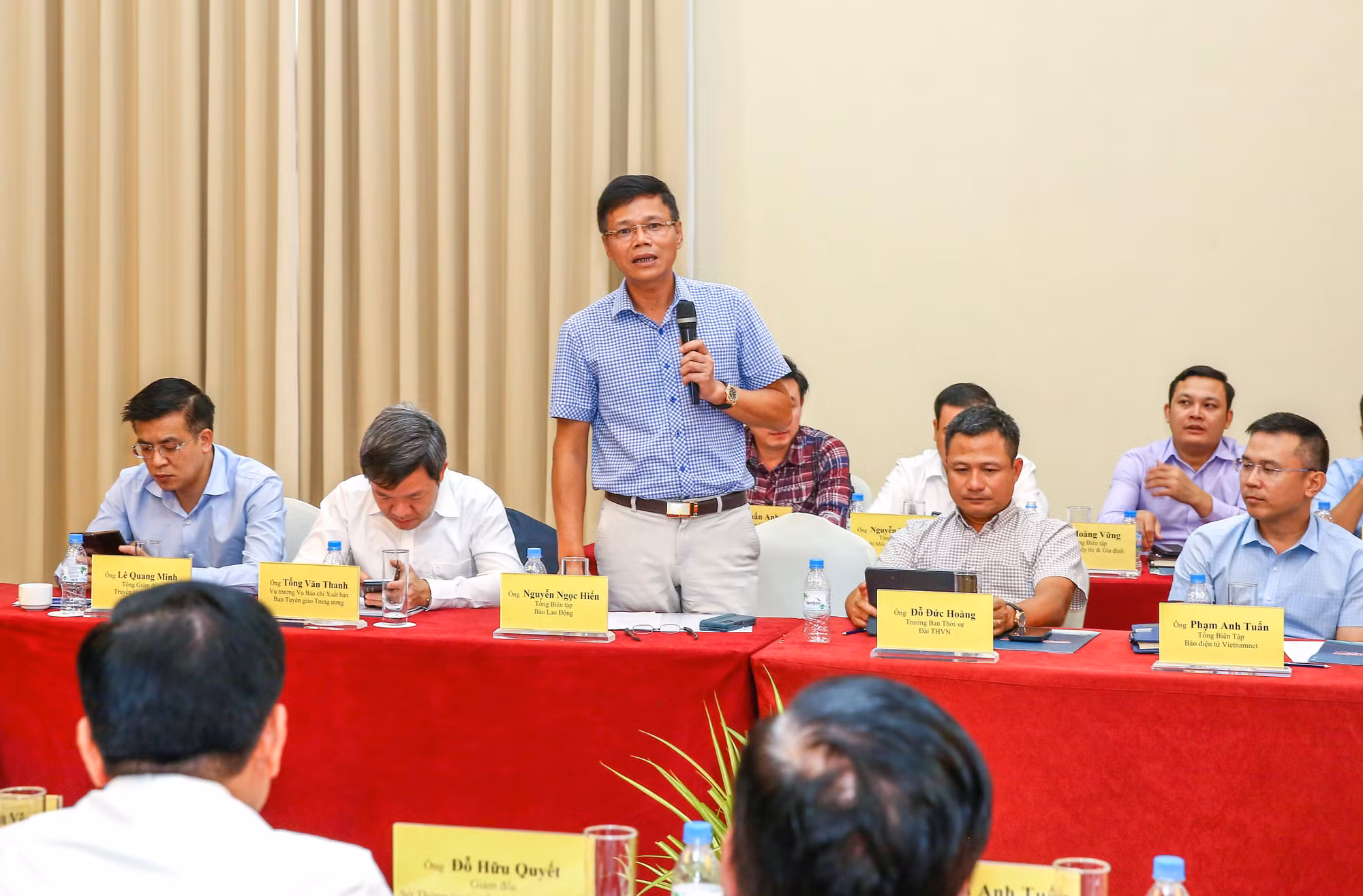 Ông Nguyễn Ngọc Hiển, Tổng Biên tập báo Lao động cho rằng: Chuyển đổi số tại các cơ quan báo chí là nhu cầu tự thân và phải thực hiện, dù còn nhiều khó khăn.
