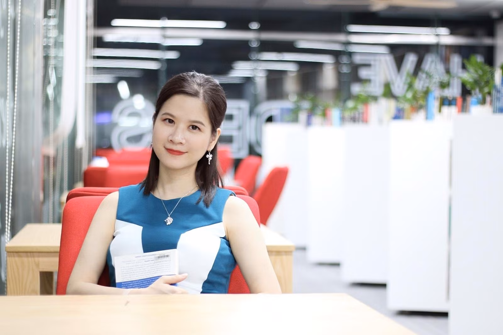 TS Lê Thái Hà khi còn công tác tại Đại học Fullbright. (Ảnh: Nhân vật cung cấp)
