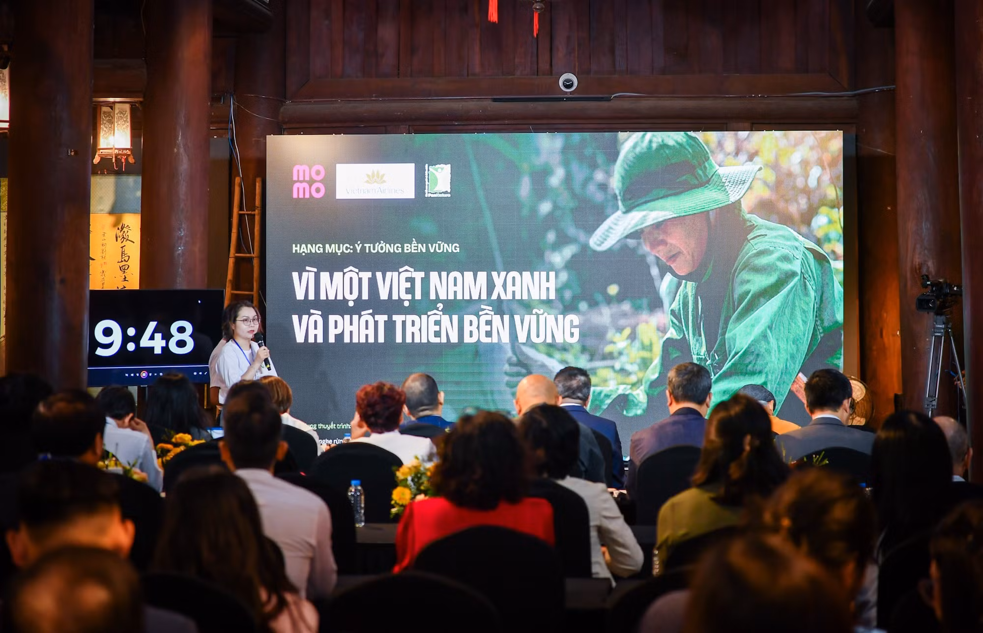 Các dự án lọt vào Vòng chung kết Giải thưởng Hành động vì cộng đồng 2024 đều gây ấn tượng mạnh về tính bền vững và cam kết trách nhiệm với cộng đồng. Các dự án lọt vào Vòng chung kết Giải thưởng Hành động vì cộng đồng 2024 đều gây ấn tượng mạnh về tính bền vững và cam kết trách nhiệm với cộng đồng.