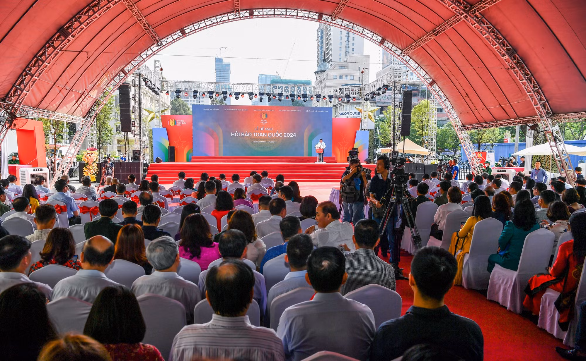 Quang cảnh lễ bế mạc Hội Báo toàn quốc năm 2024.