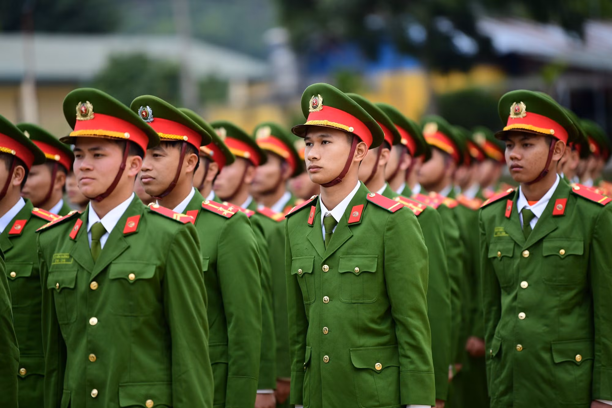 Trung đoàn Cảnh sát cơ động Tây Bắc cũng có nhiệm vụ phối hợp tác chiến chống khủng bố, không tặc, bắt cóc con tin, truy bắt các đối tượng hình sự nguy hiểm.