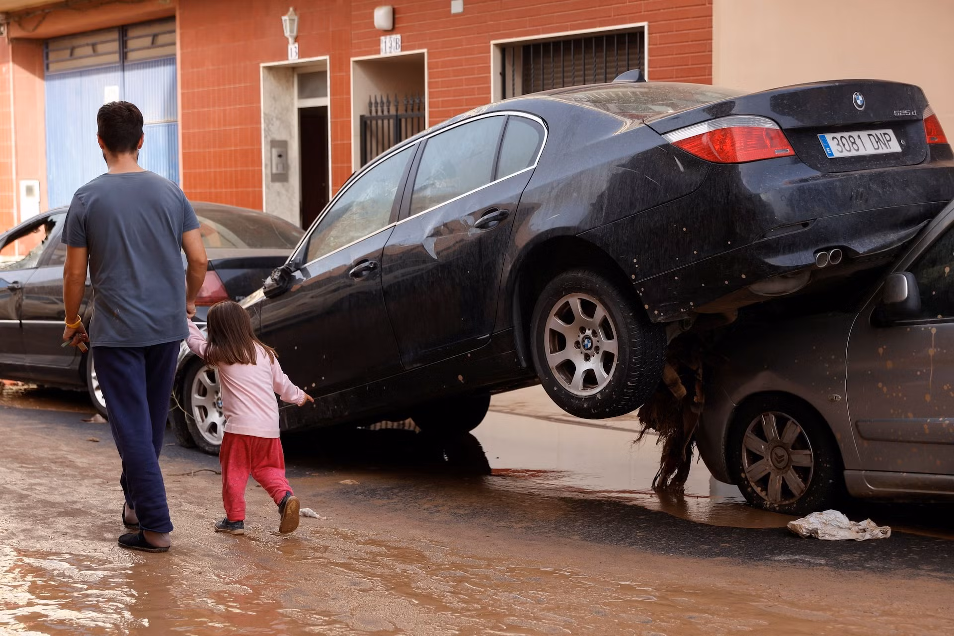 Hầu hết các nạn nhân tử vong được ghi nhận tại vùng Valencia, Tây Ban Nha.