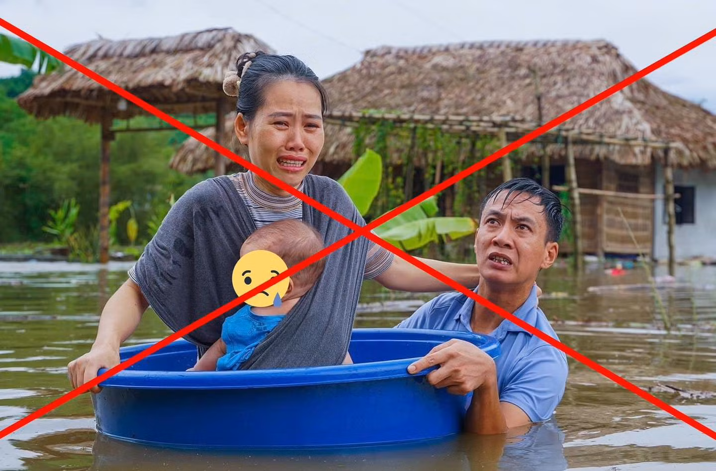 Bức ảnh trên là ảnh được 1 Youtuber quay theo hình thức dàn dựng, không phải là bức ảnh thật. Bức ảnh trên là ảnh được 1 Youtuber quay theo hình thức dàn dựng, không phải là bức ảnh thật.