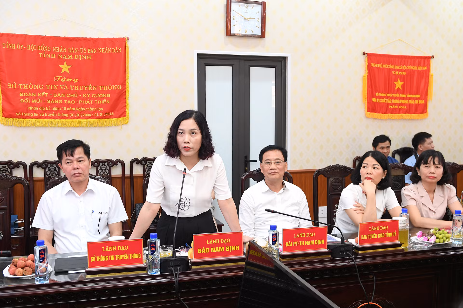 Các cơ quan báo chí tỉnh Nam Định rất quan tâm đến cách thức làm báo mới trong thời đại 4.0 và mong muốn sự chia sẻ kinh nghiệm, chuyên môn nghiệp vụ từ phía Báo Nhân Dân.