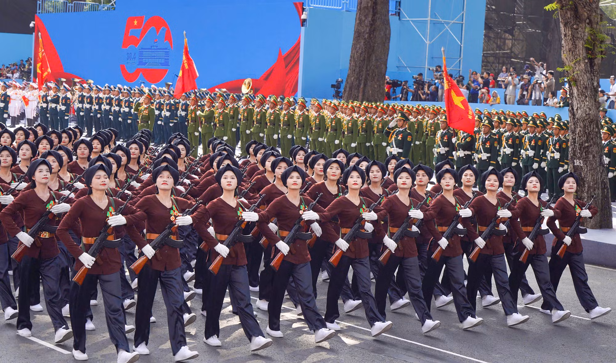 Khối nữ Du kích miền nam.