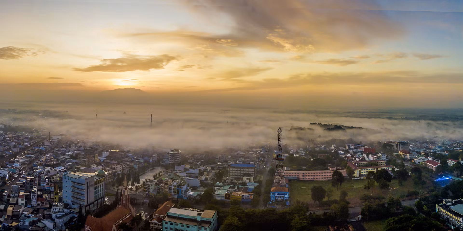 Đảng bộ, chính quyền và nhân dân thành phố đang quyết tâm xây dựng đô thị "xanh-văn minh- an toàn- hiện đại”, biến vùng đất này thành “ốc đảo xanh” của miền Đông Nam Bộ.