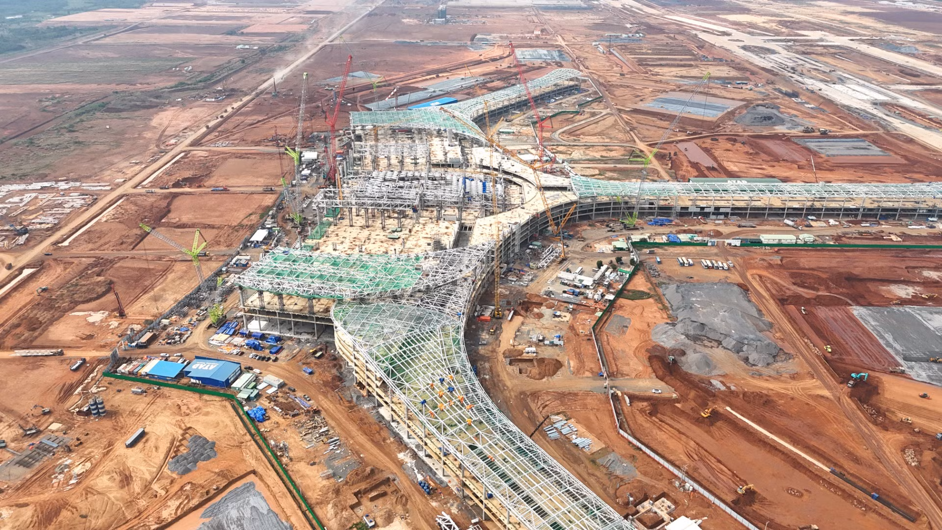 Các gói thầu khác của dự án sân bay Long Thành đang được ACV chỉ đạo các nhà thầu đẩy nhanh tiến độ thi công, bảo đảm đưa vào khai thác đồng bộ vào tháng 9/2026. Các gói thầu khác của dự án sân bay Long Thành đang được ACV chỉ đạo các nhà thầu đẩy nhanh tiến độ thi công, bảo đảm đưa vào khai thác đồng bộ vào tháng 9/2026.