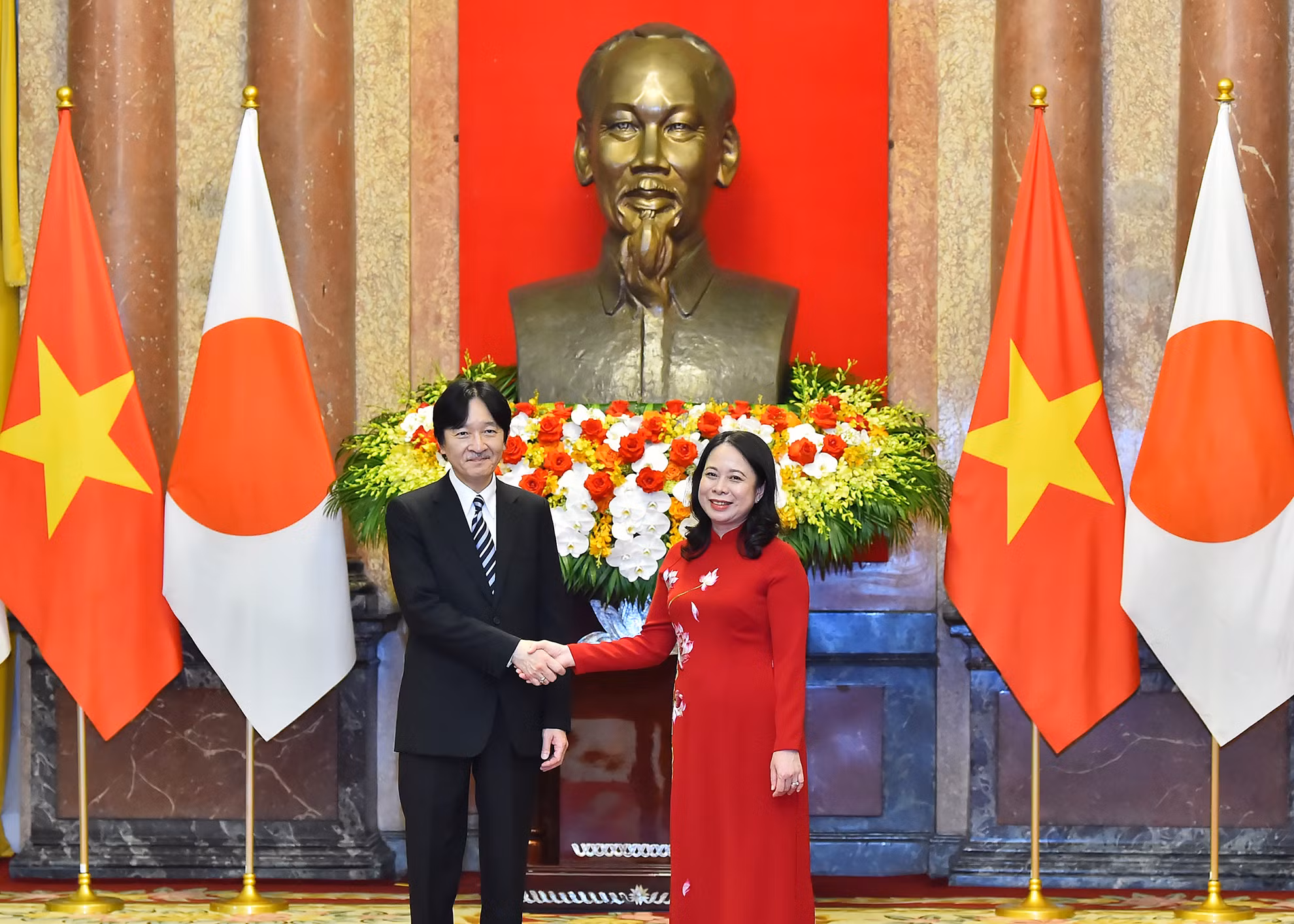Phó Chủ tịch nước Võ Thị Ánh Xuân và Hoàng Thái tử Nhật Bản Akishino tại lễ đón. Phó Chủ tịch nước Võ Thị Ánh Xuân và Hoàng Thái tử Nhật Bản Akishino tại lễ đón.