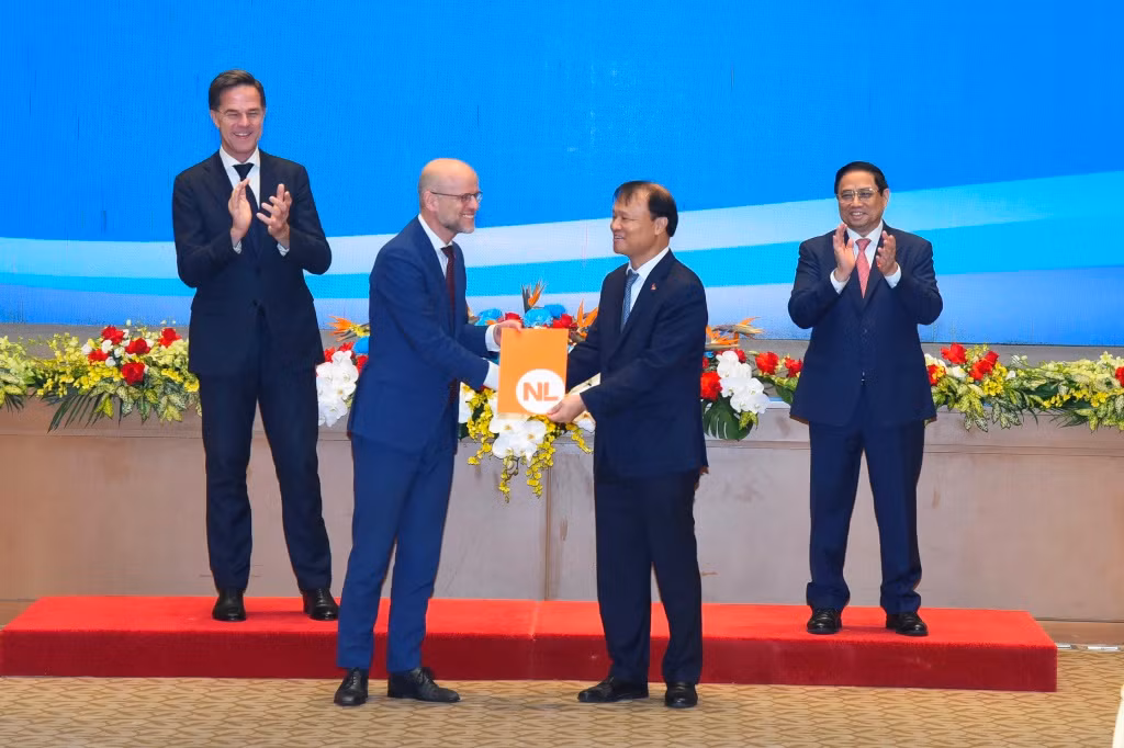 [Ảnh] Thủ tướng Phạm Minh Chính và Thủ tướng Hà Lan Mark Rutte chứng kiến Lễ trao văn kiện hợp tác ảnh 4