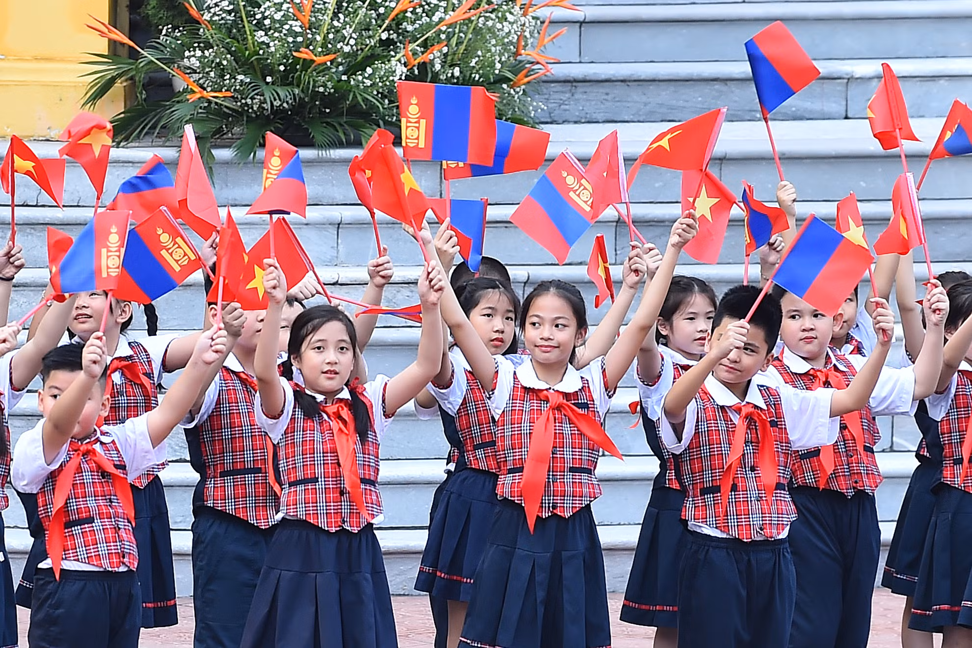 [Ảnh] Chủ tịch nước Võ Văn Thưởng chủ trì lễ đón, hội đàm với Tổng thống Mông Cổ Ukhnaagiin Khurelsukh ảnh 2