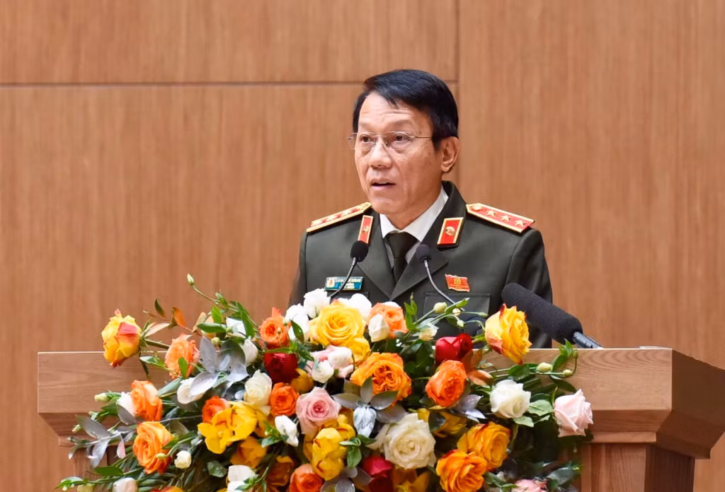 Thượng tướng Lương Tam Quang, Ủy viên Trung ương Đảng, Thứ trưởng Công an phát biểu.