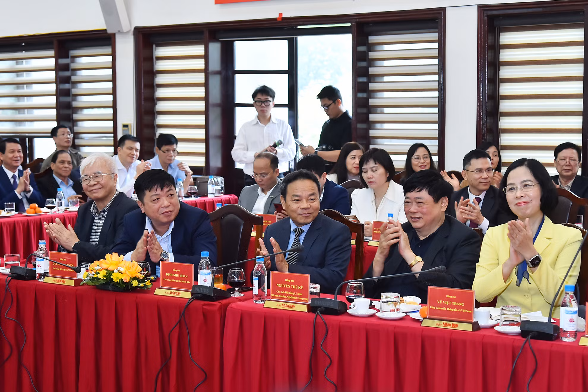 Các đại biểu tham dự Hội nghị Giao ban báo chí đầu Xuân Giáp Thìn 2024.