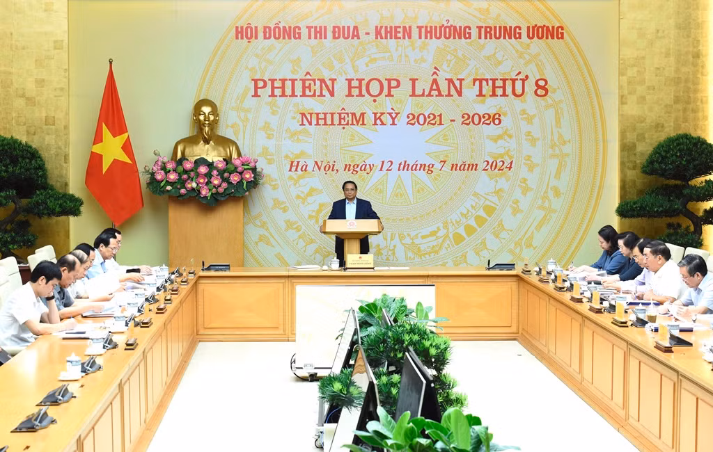 Thủ tướng Phạm Minh Chính, Chủ tịch Hội đồng Thi đua-Khen thưởng Trung ương chủ trì Phiên họp lần thứ 8 của Hội đồng.