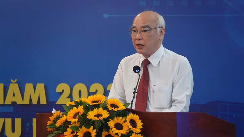 Đồng chí Phan Nguyễn Như Khuê, Trưởng Ban Tuyên giáo Thành ủy Thành phố Hồ Chí Minh phát biểu tại hội nghị. Đồng chí Phan Nguyễn Như Khuê, Trưởng Ban Tuyên giáo Thành ủy Thành phố Hồ Chí Minh phát biểu tại hội nghị.