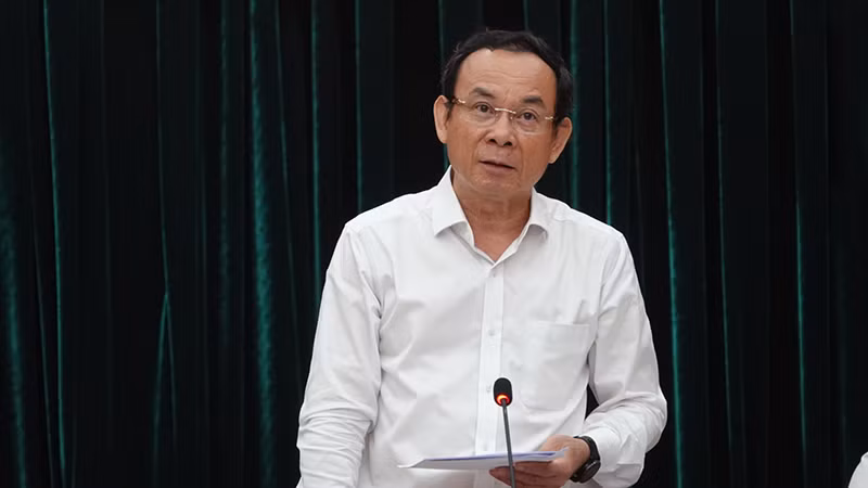 Đồng chí Nguyễn Văn Nên, Ủy viên Bộ Chính trị, Bí thư Thành ủy Thành phố Hồ Chí Minh phát biểu. Đồng chí Nguyễn Văn Nên, Ủy viên Bộ Chính trị, Bí thư Thành ủy Thành phố Hồ Chí Minh phát biểu.
