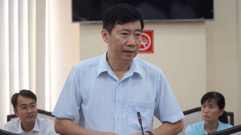 Chủ tịch Ủy ban nhân dân tỉnh Đồng Tháp Phạm Thiện Nghĩa phát biểu tại buổi bàn giao.