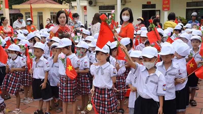 Quang cảnh đón các em học sinh vào lớp 1 ở Trường tiểu học Tân Thành, thành phố Ninh Bình (Ninh Bình). (Ảnh: Minh Quang)