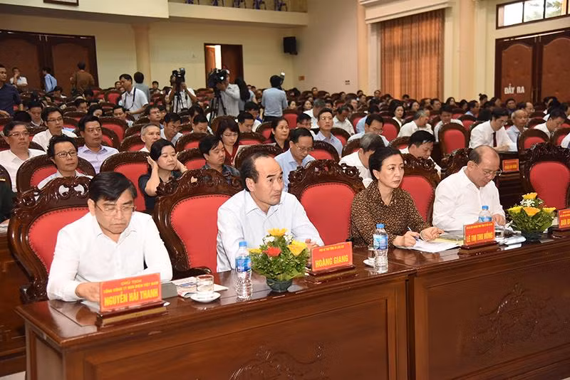 Các đại biểu tham dự hội nghị. Các đại biểu tham dự hội nghị.