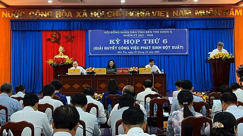 Hội đồng nhân dân tỉnh Bến Tre thông qua 18 Nghị quyết quan trọng phát triển kinh tế-xã hội.