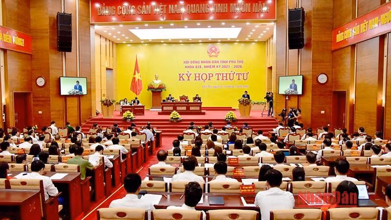 Quang cảnh phiên khai mạc kỳ họp thứ 4 Hội đồng nhân dân tỉnh Phú Thọ khóa XIX. (Ảnh: Duy Linh)