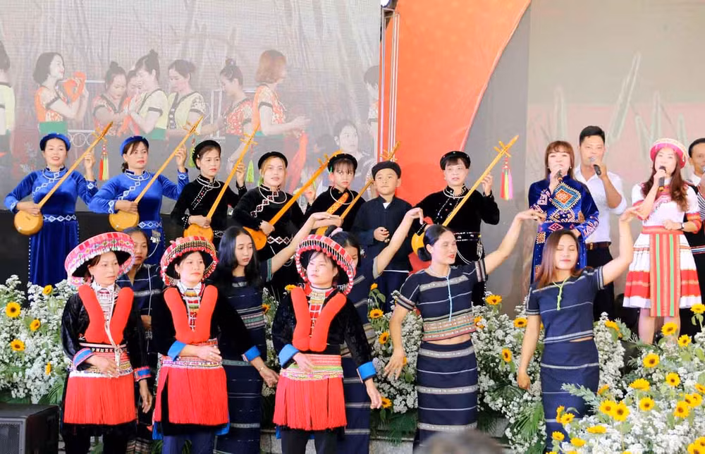 Sắc màu văn hóa trên vùng đất Lâm Hà.
