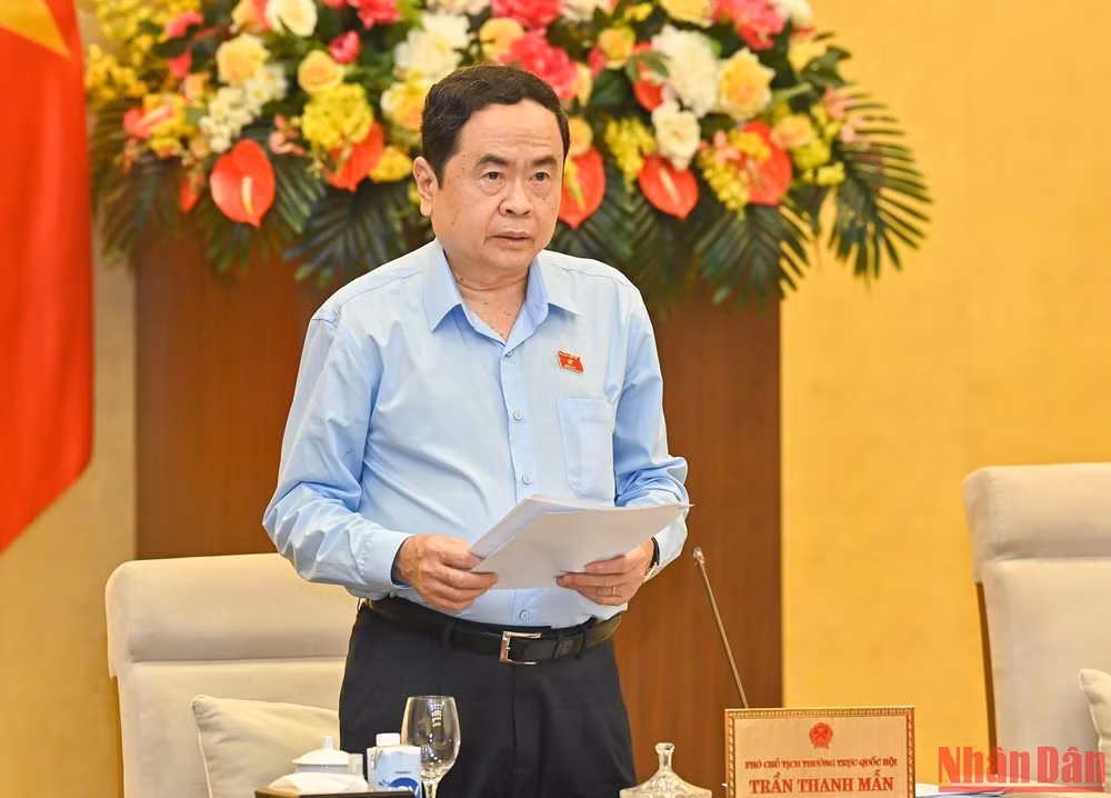Phó Chủ tịch Thường trực Quốc hội Trần Thanh Mẫn phát biểu kết luận nội dung thảo luận tại phiên họp. (Ảnh: Duy Linh) Phó Chủ tịch Thường trực Quốc hội Trần Thanh Mẫn phát biểu kết luận nội dung thảo luận tại phiên họp. (Ảnh: Duy Linh)