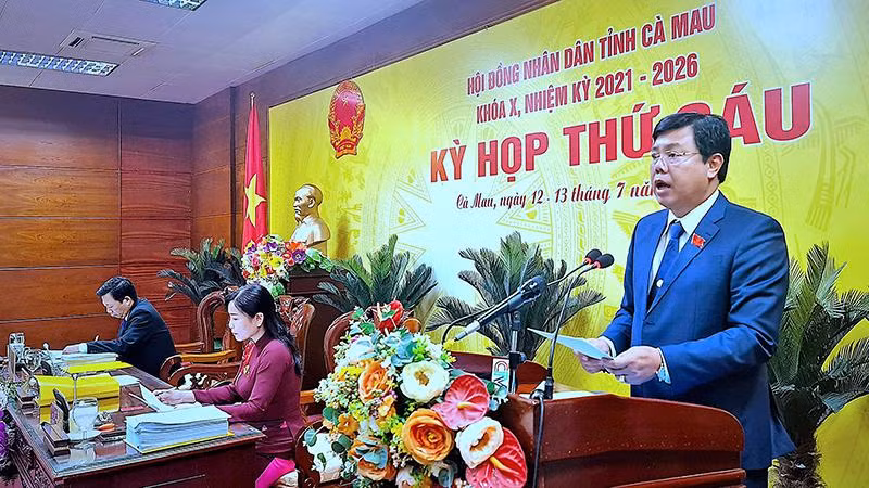 Bí thư Tỉnh ủy Cà Mau phát biểu khai mạc kỳ họp thứ 6 HĐND tỉnh Cà Mau sáng 12/7. 