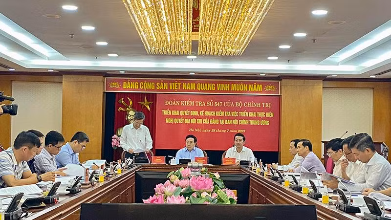Quang cảnh cuộc họp.