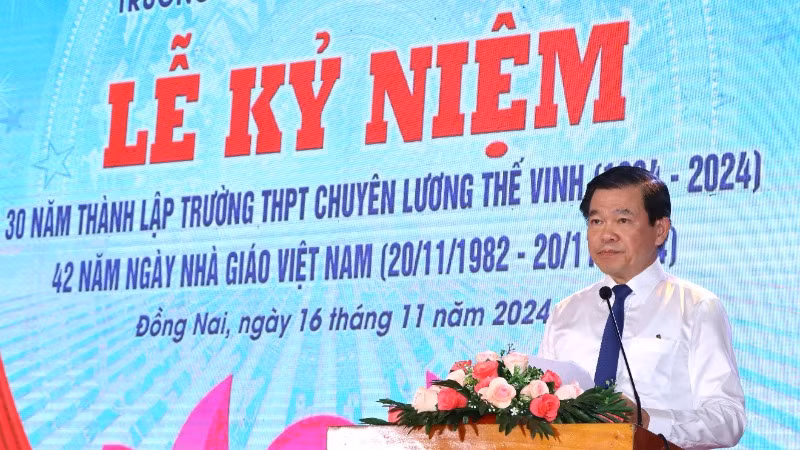 Bí thư Tỉnh ủy Đồng Nai Nguyễn Hồng Lĩnh phát biểu tại buổi lễ.
