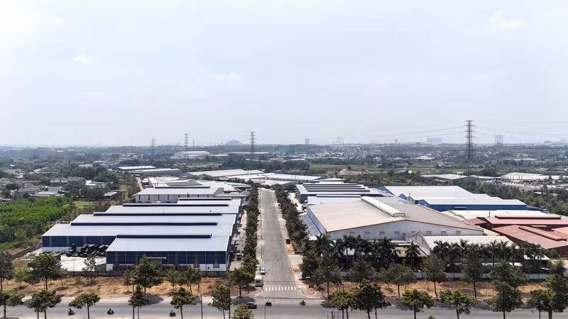 Hạ tầng Cụm công nghiệp gốm sứ Tân Hạnh được đầu tư từ vốn ngân sách khoảng 225 tỷ đồng.