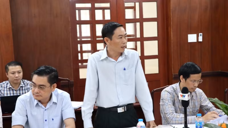 Đại diện Sở Xây dựng đề nghị có hình thức xử lý với 2 nhà thầu thi công chậm dự án cao tốc Biên Hòa-Vũng Tàu. Đại diện Sở Xây dựng đề nghị có hình thức xử lý với 2 nhà thầu thi công chậm dự án cao tốc Biên Hòa-Vũng Tàu.