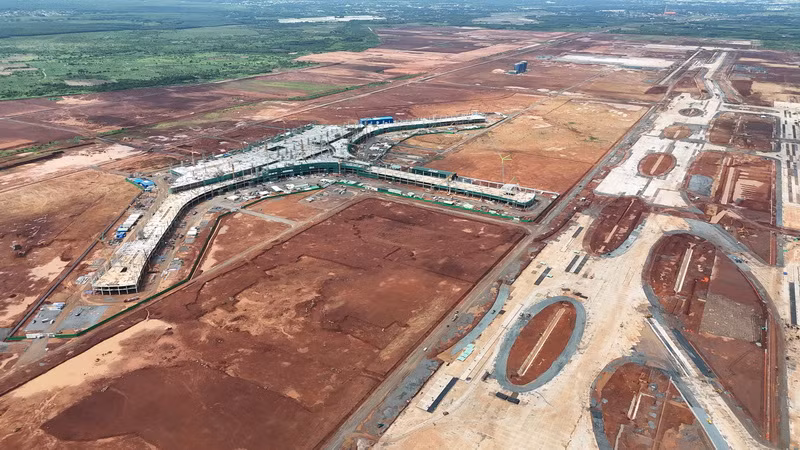 Dự án xây dựng sân bay Long Thành đang được đẩy nhanh tiến độ, dự kiến tháng 9 năm 2026 đưa vào khai thác giai đoạn 1. Quy hoạch tỉnh Đồng Nai lần này xác định lấy sân bay Long Thành làm trung tâm động lực mới cho phát triển đột phá.