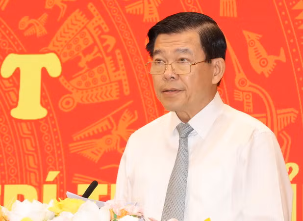 Bí thư Tỉnh ủy Đồng Nai Nguyễn Hồng Lĩnh phát biểu tại buổi gặp mặt. Bí thư Tỉnh ủy Đồng Nai Nguyễn Hồng Lĩnh phát biểu tại buổi gặp mặt.