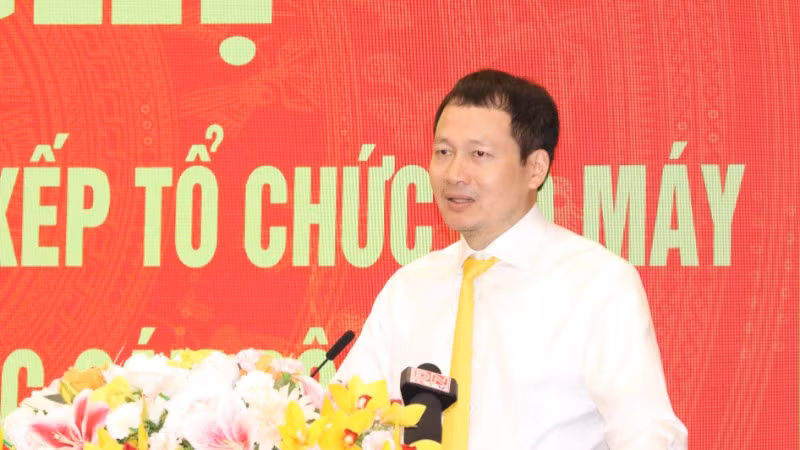 Đồng chí Vũ Hồng Văn, Bí thư Tỉnh ủy Đồng Nai phát biểu chỉ đạo.