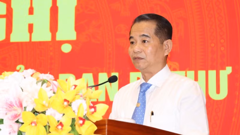 Đồng chí Thái Bảo, Phó Bí thư Tỉnh ủy, Chủ tịch Hội đồng nhân dân tỉnh Đồng Nai phát biểu nhận nhiệm vụ. Đồng chí Thái Bảo, Phó Bí thư Tỉnh ủy, Chủ tịch Hội đồng nhân dân tỉnh Đồng Nai phát biểu nhận nhiệm vụ.