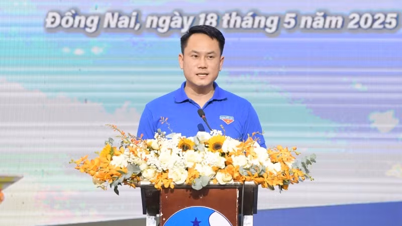 Phó Chủ tịch Thường trực Trung ương Hội Liên hiệp Thanh niên Việt Nam Nguyễn Kim Quy phát biểu tại chương trình.