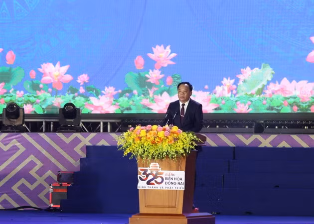 Quyền Chủ tịch Ủy ban nhân dân tỉnh Đồng Nai Võ Tấn Đức phát biểu tại chương trình. Quyền Chủ tịch Ủy ban nhân dân tỉnh Đồng Nai Võ Tấn Đức phát biểu tại chương trình.