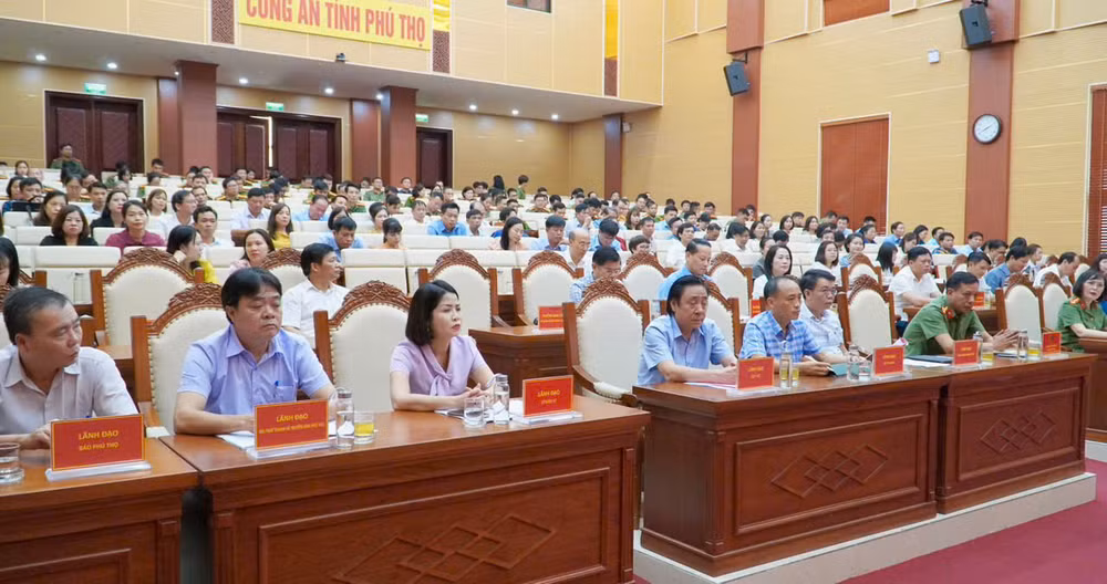 Quang cảnh Hội nghị. Quang cảnh Hội nghị.