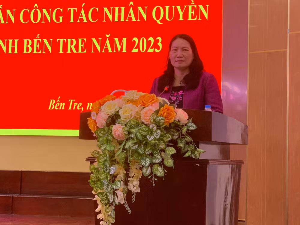 Bà Nguyễn Thị Bé Mười, Phó Chủ tịch UBND tỉnh, Trưởng ban Chỉ đạo về nhân quyền tỉnh Bến Tre