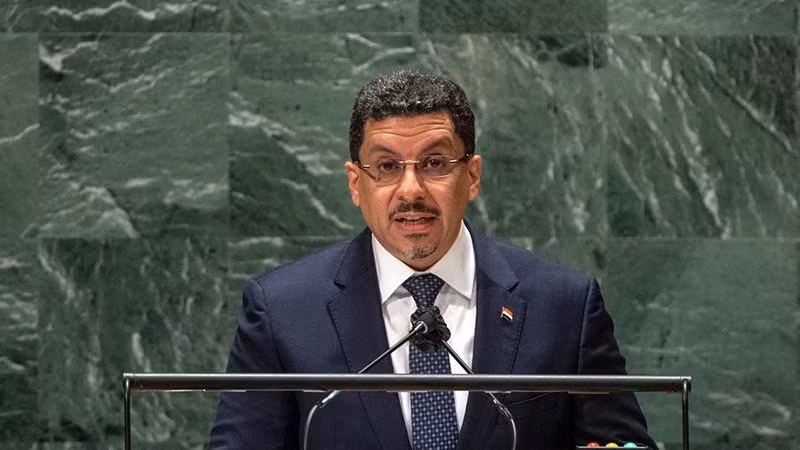 Ông Ahmed Awad Ahmed Binmubarak phát biểu tại cuộc tranh luận chung tại phiên họp thứ 76 của Đại hội đồng Liên hợp quốc. Ảnh: UN.