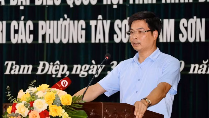 Cử tri Nguyễn Thanh Tùng, Công ty cổ phần Thực phẩm xuất khẩu Đồng Giao, thành phố Tam Điệp kiến nghị Quốc hội, Chính phủ có cơ chế, chính sách hỗ trợ Công ty mở rộng, phát triển vùng nguyên liệu tại một số tỉnh, thành phố; yêu cầu các sân bay thực hiện thu phí tự động để hạn chế ùn tắc tại các trạm thu phí ra vào cảng hàng không... Cử tri Nguyễn Thanh Tùng, Công ty cổ phần Thực phẩm xuất khẩu Đồng Giao, thành phố Tam Điệp kiến nghị Quốc hội, Chính phủ có cơ chế, chính sách hỗ trợ Công ty mở rộng, phát triển vùng nguyên liệu tại một số tỉnh, thành phố; yêu cầu các sân bay thực hiện thu phí tự động để hạn chế ùn tắc tại các trạm thu phí ra vào cảng hàng không...
