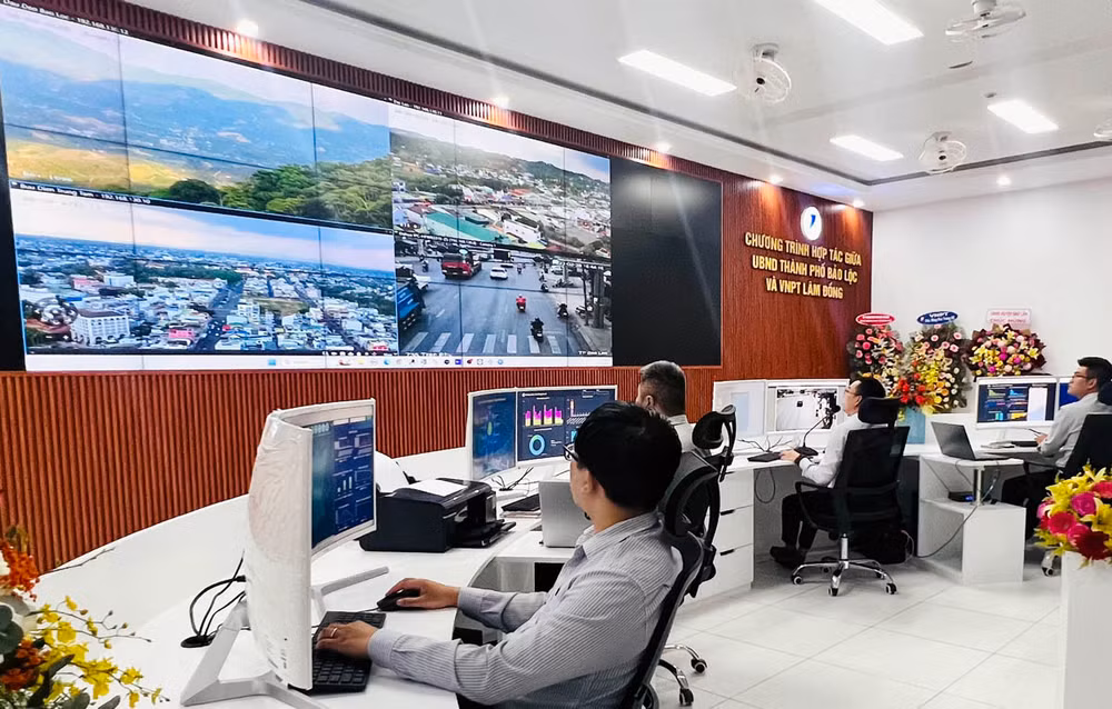Sở Xây dựng và VNPT Lâm Đồng đã phối hợp triển khai nhiều ứng dụng công nghệ thông minh trong điều hành, quản lý lĩnh vực quy hoạch đô thị, quản lý đất đai. Sở Xây dựng và VNPT Lâm Đồng đã phối hợp triển khai nhiều ứng dụng công nghệ thông minh trong điều hành, quản lý lĩnh vực quy hoạch đô thị, quản lý đất đai.