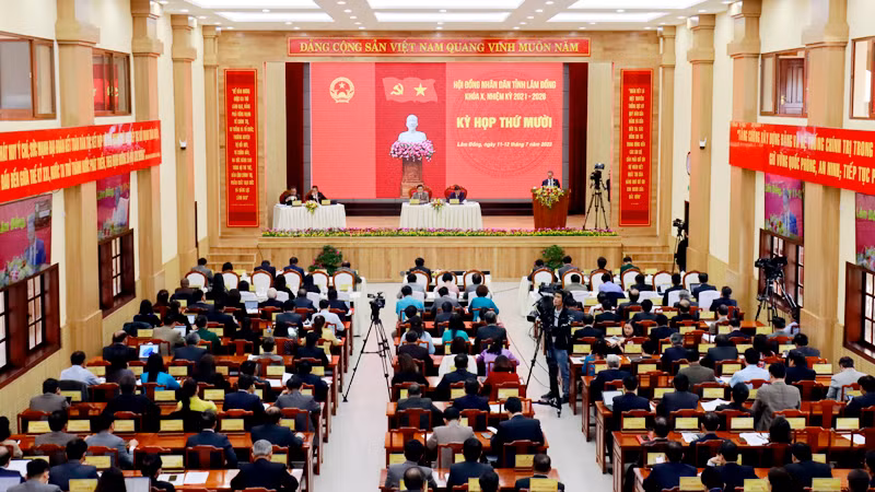 Quang cảnh Kỳ họp thứ 10, Hội đồng nhân dân tỉnh Lâm Đồng khóa 10. Quang cảnh Kỳ họp thứ 10, Hội đồng nhân dân tỉnh Lâm Đồng khóa 10.