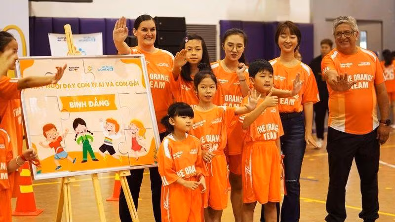 Các hoạt động tại Lễ hội bóng đá “Cúp Cam Đoàn kết”.