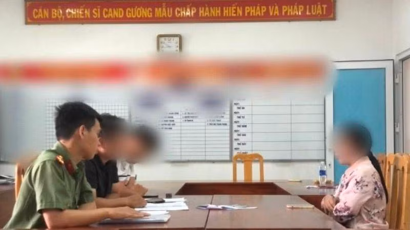Bà N.T.M.H tại Cơ quan Công an.