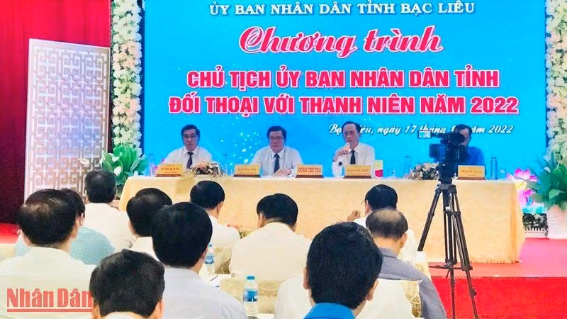 Quang cảnh buổi đối thoại.