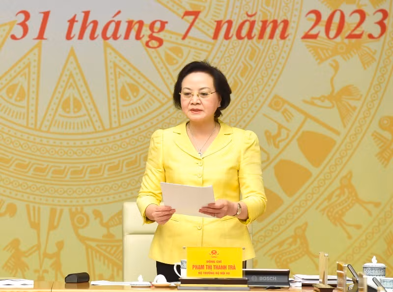 Bộ trưởng Nội vụ Phạm Thị Thanh Trà trình bày nội dung Nghị quyết của Ủy ban Thường vụ Quốc hội về sắp xếp đơn vị hành chính cấp huyện, cấp xã giai đoạn 2023-2030. Bộ trưởng Nội vụ Phạm Thị Thanh Trà trình bày nội dung Nghị quyết của Ủy ban Thường vụ Quốc hội về sắp xếp đơn vị hành chính cấp huyện, cấp xã giai đoạn 2023-2030.