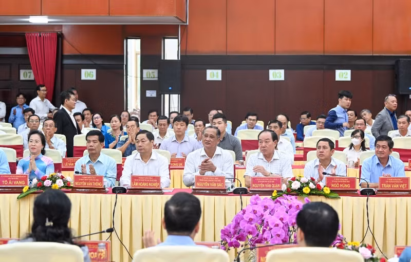Các đại biểu dự hội nghị. (Ảnh Duy Linh) Các đại biểu dự hội nghị. (Ảnh Duy Linh)
