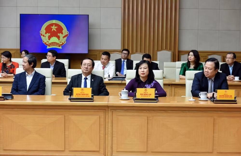 Lãnh đạo các bộ, ngành Trung ương tham dự sự kiện. (Ảnh: Trần Hải) Lãnh đạo các bộ, ngành Trung ương tham dự sự kiện. (Ảnh: Trần Hải)