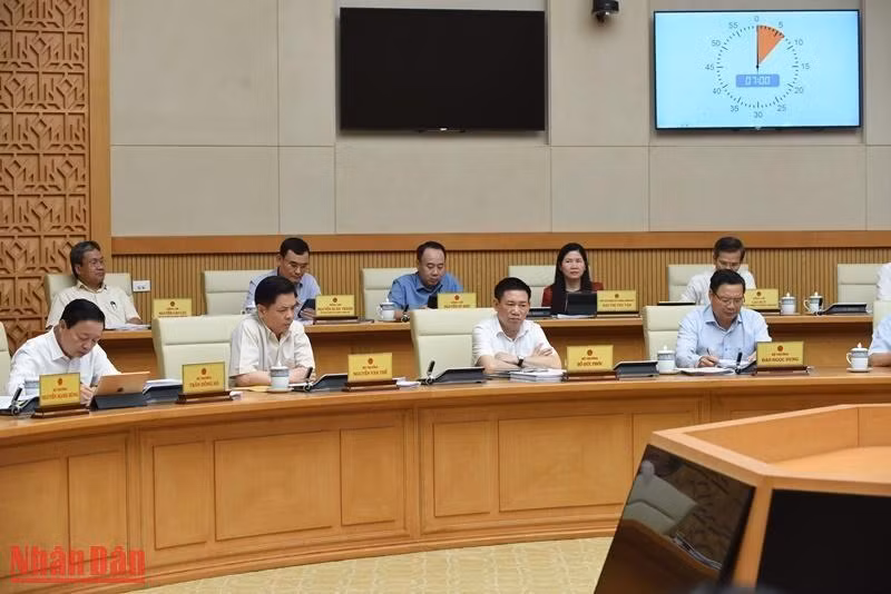 Các đại biểu tham dự phiên họp.